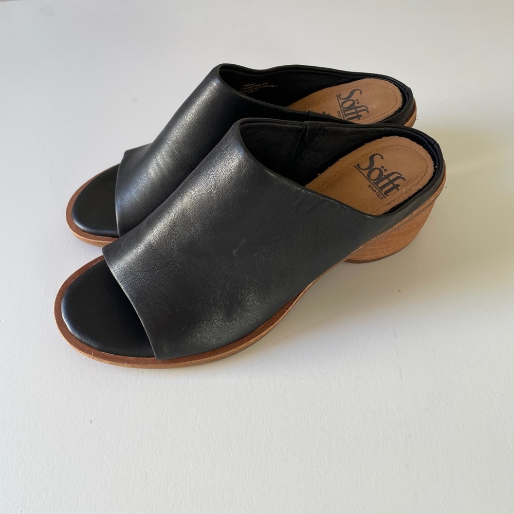 Sofft Women's Black Open-Toe Mules